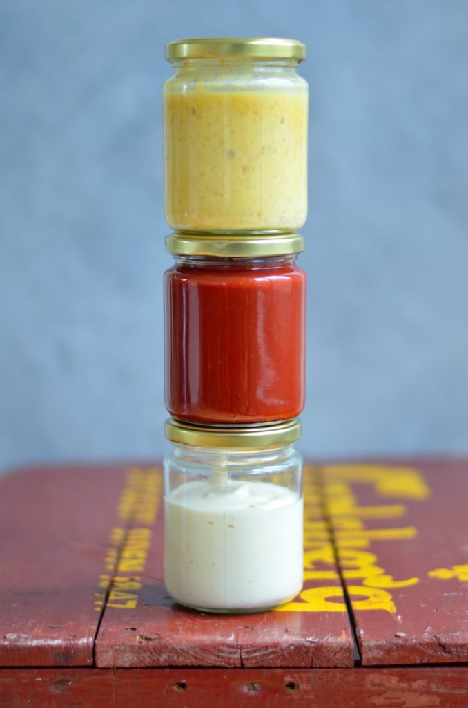 Vegansk mayo, remo og ketchup