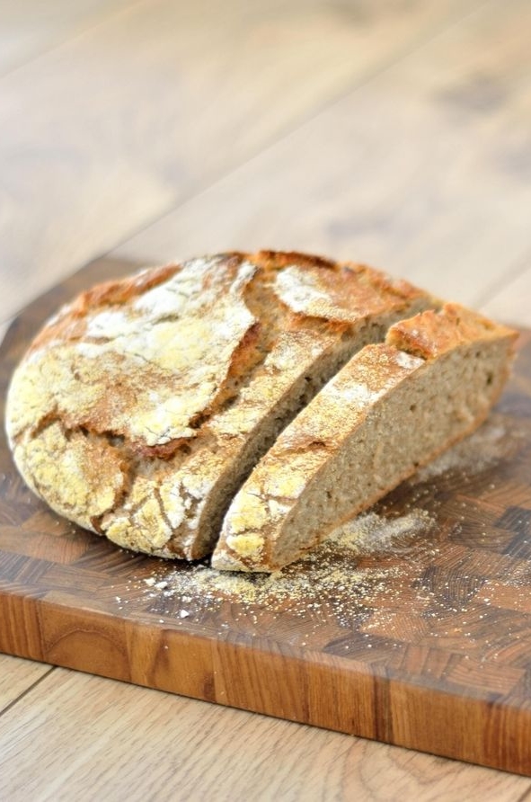 Surdejsgrydebrød med fuldkorn