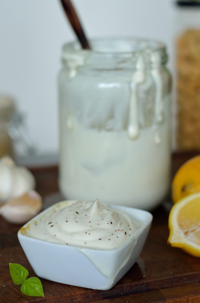 Møglækker Mayo - opskrift på vegansk mayonnaise med aquafaba